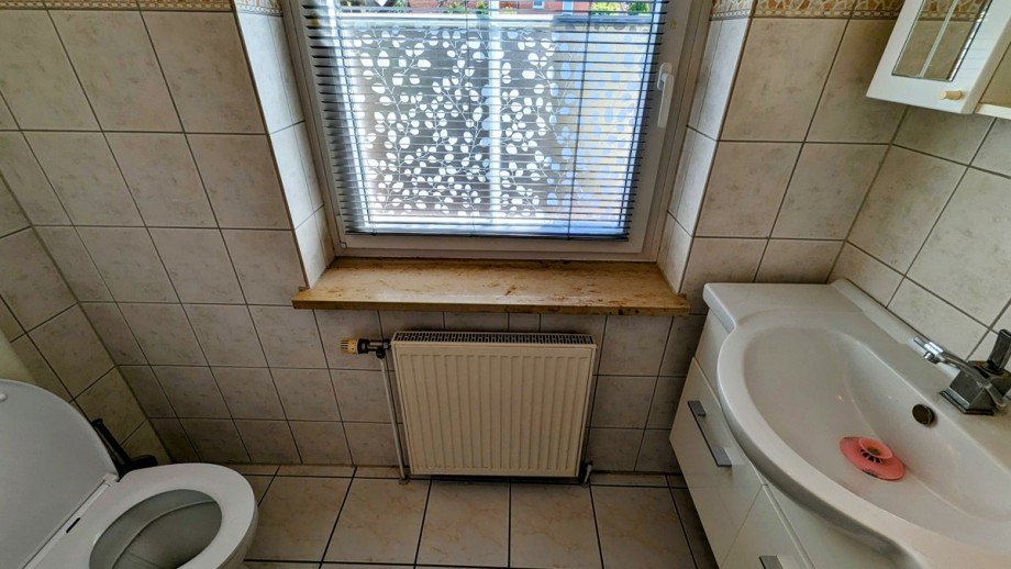 G�ste-WC Doppelhaush�lfte Ratzeburg