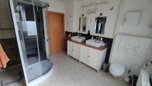 Badezimmer GEM�TLICHES EINFAMILIENHAUS | GRO�ER GARTEN | ZUHAUSE F�R DIE GANZE FAMILIE | M�LLN