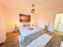 Schlafzimmer Sanierter und modernisierter Bungalow mit perfekter Energieeffizienz und 171m� Wohn- und Nutzfl�che in ruhiger Lage