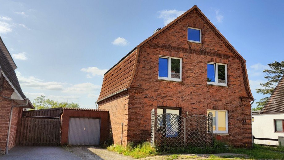Frontansicht Einfamilienhaus M�lln
