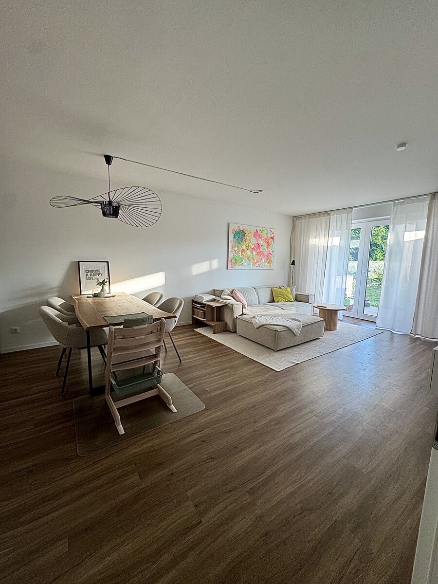 Wohnzimmer Erdgeschosswohnung B�chen