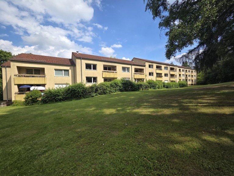Au�enansicht M�lln Mehrfamilienhaus Mehrfamilienhaus mit 43 Wohneinheiten in naturnaher Umgebung in M�lln zu verkaufen