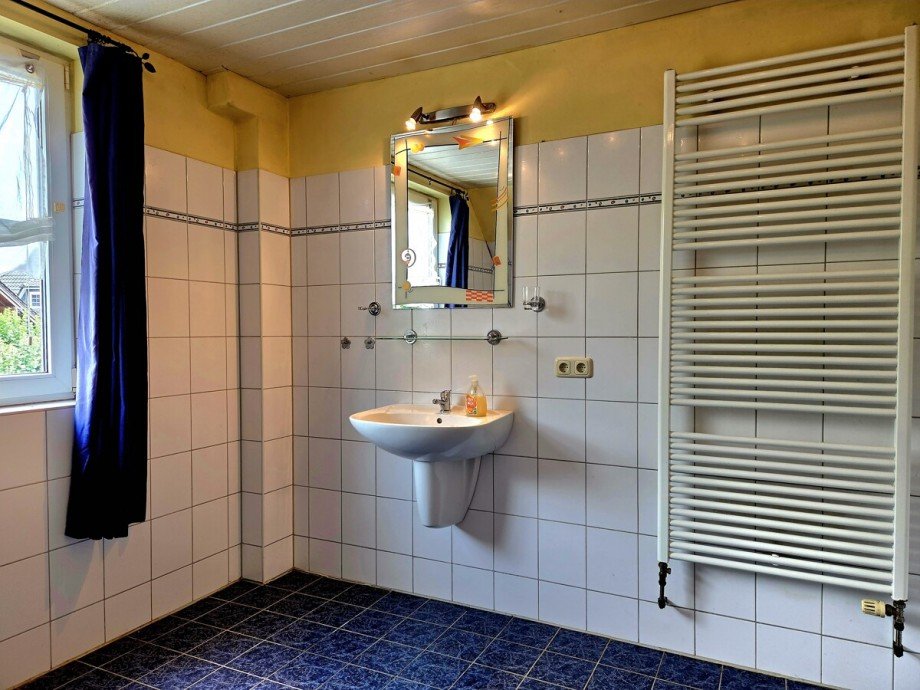 Badezimmer OG Einfamilienhaus Lehmrade