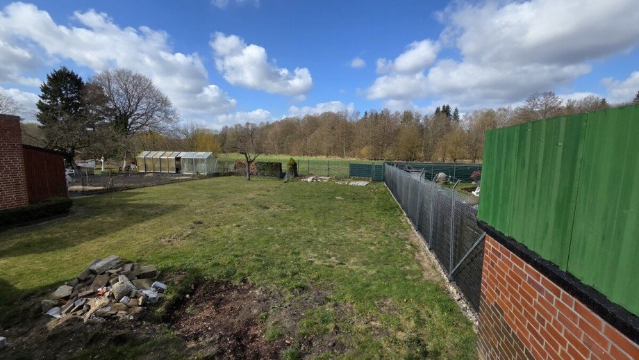 Garten mit unverbaubarem Blick Doppelhaush�lfte Schwarzenbek