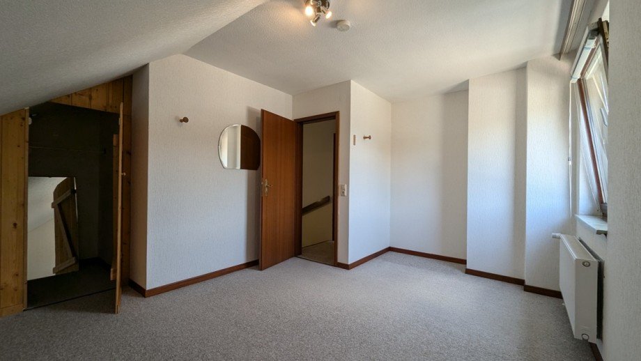 Dachgeschosszimmer 2 Reihenendhaus B�chen
