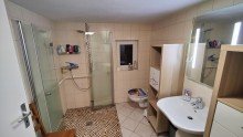 Duschbad ZUHAUSE F�R DIE JUNGE FAMILIE| EINFAMILIENHAUS | GR�NE OASE |