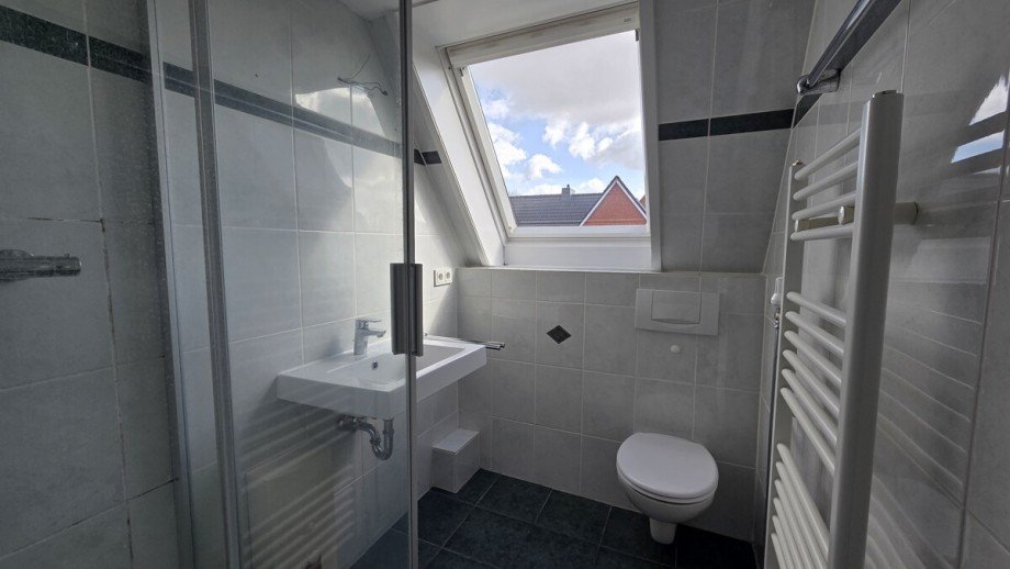 Duschbad Doppelhaush�lfte Schwarzenbek