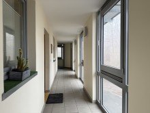 Eingangsbereich Wohnen mit Blick auf den M�llner Kurpark: 2-Zimmer Eigentumswohnung in zentraler Lage in M�lln zu verkaufen!